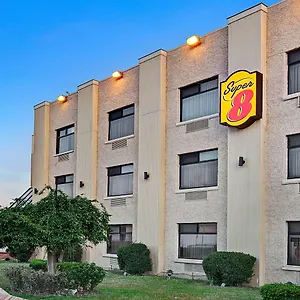 Super 8 By Wyndham Jamaica North Conduit New York