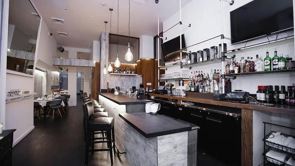****  Hotel Henri New York United States