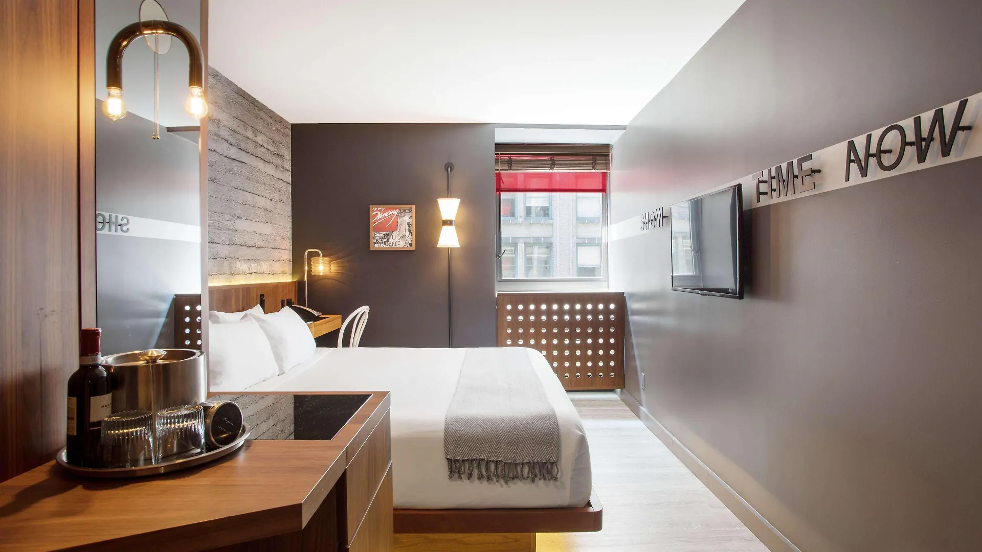 ****  Hotel Henri New York United States